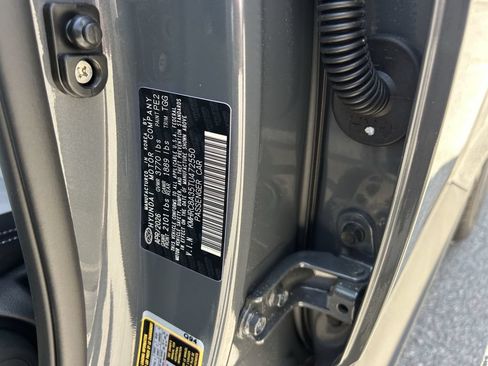 New 2026 Hyundai Venue SEL FWD image 36