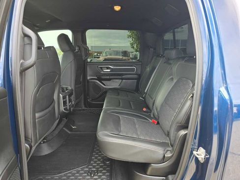 Used 2022 RAM 1500 Big Horn AWD/4WD image 16