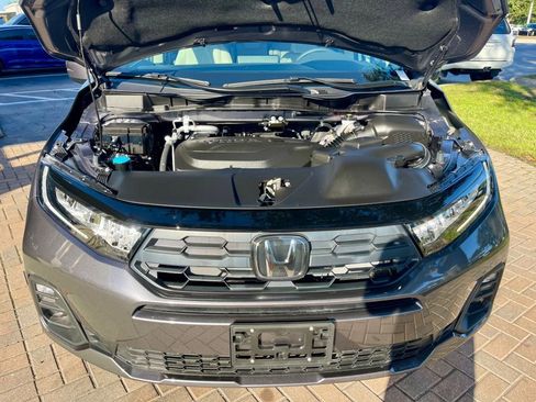 Used 2025 Honda Odyssey EX-L image 18