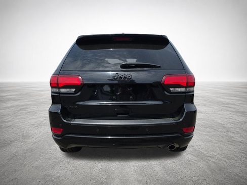Used 2022 Jeep Grand Cherokee Laredo X AWD/4WD image 7