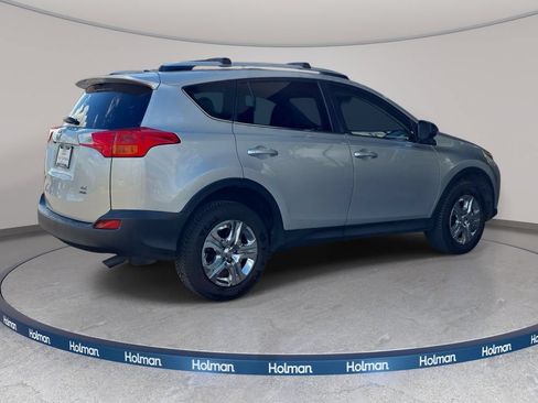 Used 2015 Toyota RAV4 LE AWD/4WD image 6
