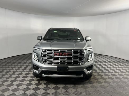 Used 2025 GMC Yukon Denali image 10