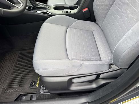 Used 2026 Toyota Corolla SE image 15