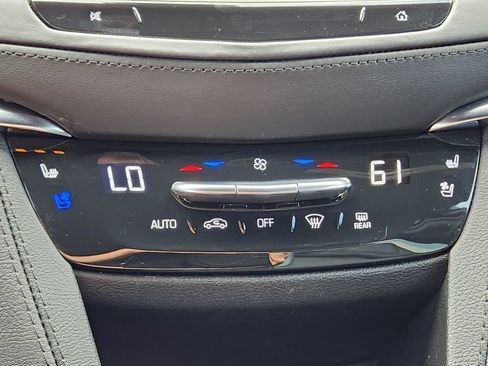 Certified 2024 Cadillac XT5 Sportv w/ Platinum Package AWD/4WD image 19