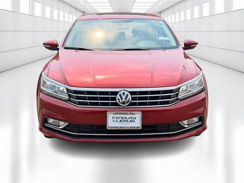 Used 2017 Volkswagen Passat 1.8T SE w/ SE Lighting Package FWD image 2