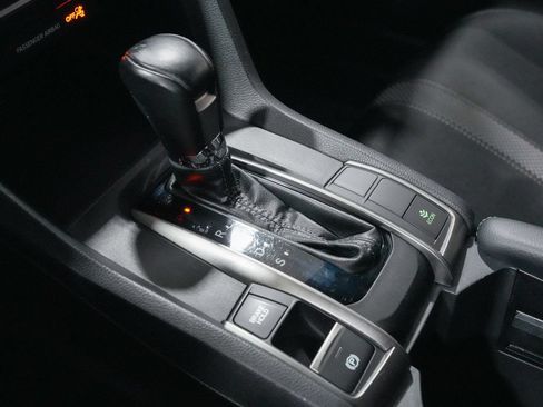 Used 2021 Honda Civic Sport image 16