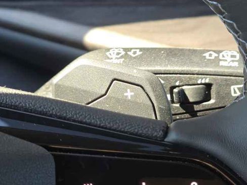 Used 2025 Audi Q5 Premium Plus w/ Premium Plus image 19