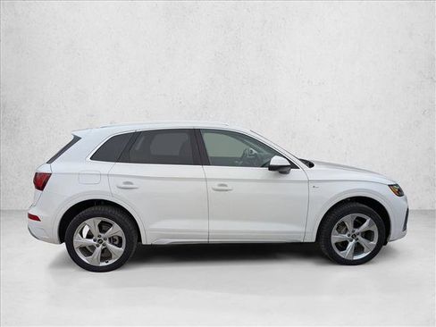 Certified 2023 Audi Q5 2.0T Premium Plus w/ Premium Plus Package AWD/4WD image 4
