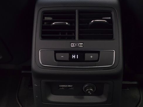 Used 2023 Audi S4 Premium Plus w/ Premium Plus Package image 18