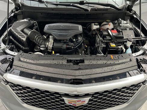 Used 2025 Cadillac XT6 Premium Luxury image 76
