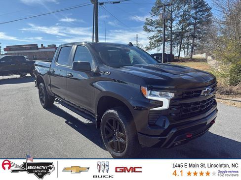 New 2026 Chevrolet Silverado 1500 LT Trail Boss w/ Convenience Package II image 1