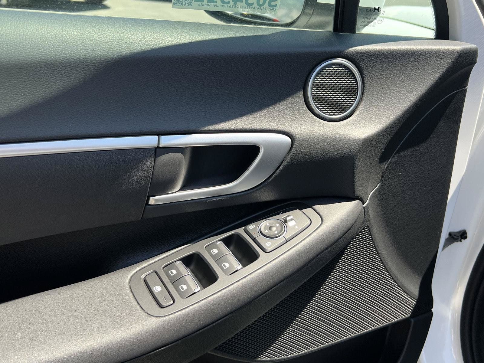 Certified 2026 Hyundai Sonata SE FWD image 33
