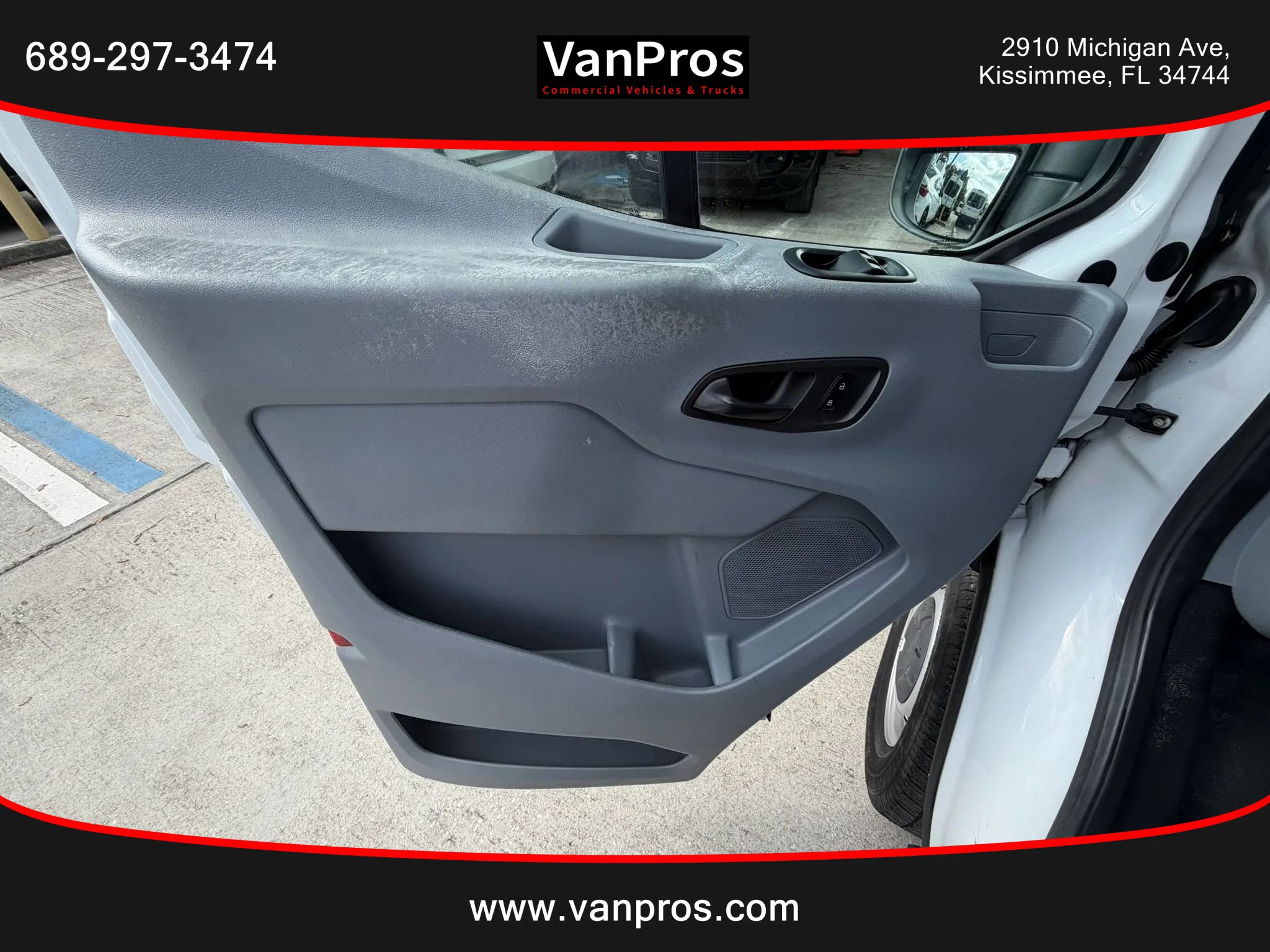 Used 2015 Ford Transit 250 130 Low Roof RWD image 8