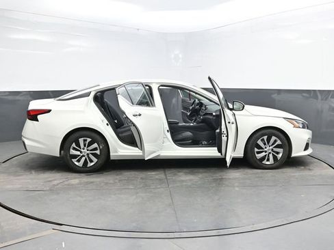 Used 2021 Nissan Altima 2.5 S FWD image 44