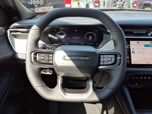 New 2026 Jeep Cherokee Laredo AWD/4WD image 10