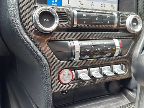 Used 2018 Ford Mustang GT w/ Equipment Group 301A RWD image 27