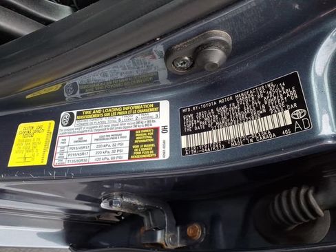 Used 2014 Toyota Corolla S FWD image 25