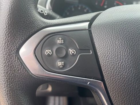 Used 2020 Chevrolet Traverse LS FWD image 15