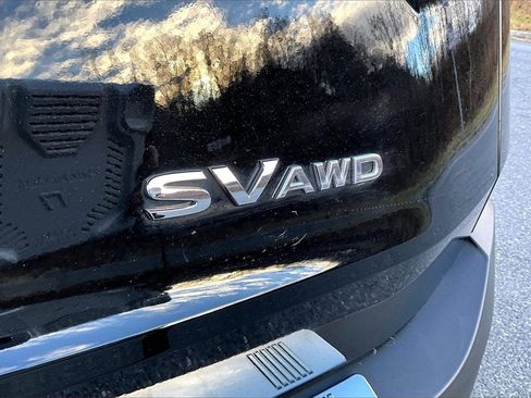 Used 2023 Nissan Rogue SV image 22