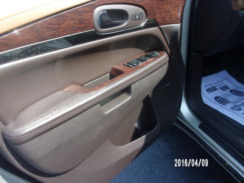 Used 2014 Buick Enclave Premium AWD/4WD image 8