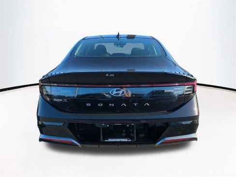New 2026 Hyundai Sonata SEL image 6