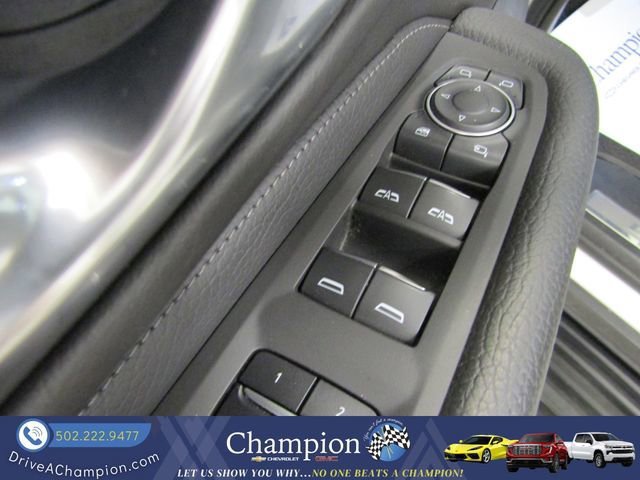 Used 2022 GMC Yukon Denali AWD/4WD image 27