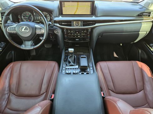 Certified 2020 Lexus LX 570 4WD w/ Luxury Package image 37
