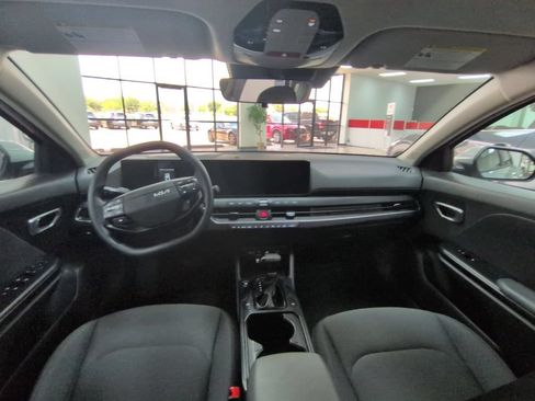Used 2025 Kia K4 FWD image 22