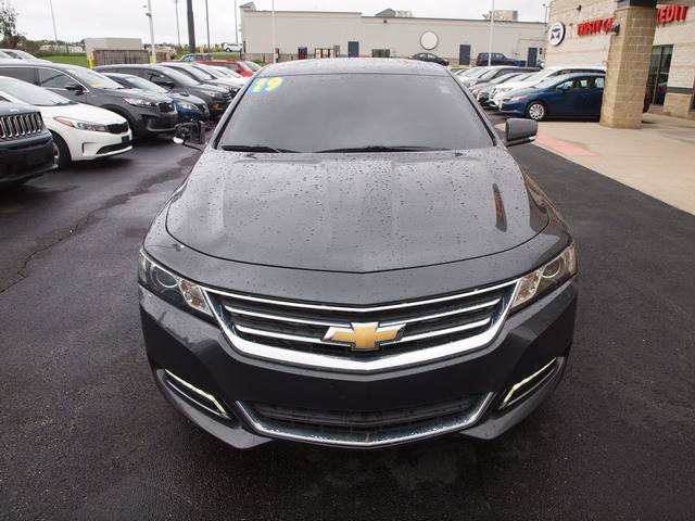 Used 2019 Chevrolet Impala LT FWD image 4