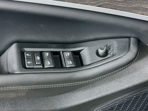 New 2026 Jeep Grand Cherokee Altitude AWD/4WD image 23