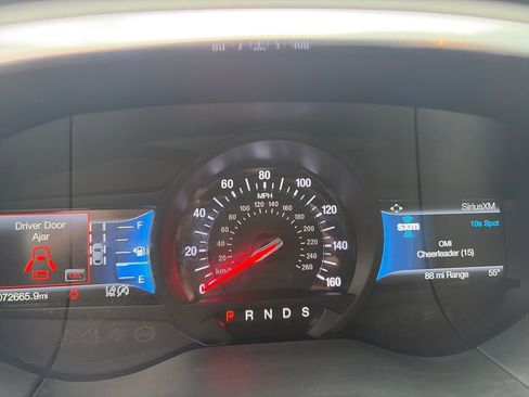 Used 2021 Ford Edge ST image 21