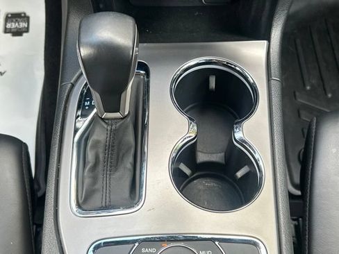 Used 2021 Jeep Grand Cherokee Limited AWD/4WD image 64