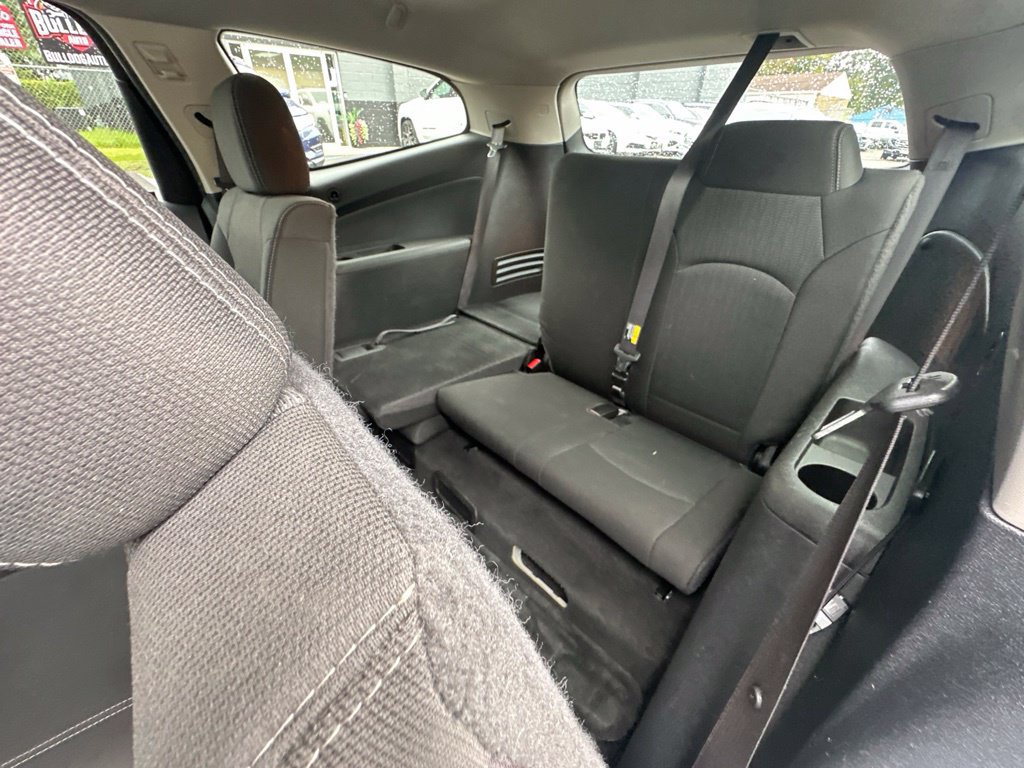 Used 2015 Chevrolet Traverse LT AWD/4WD image 37