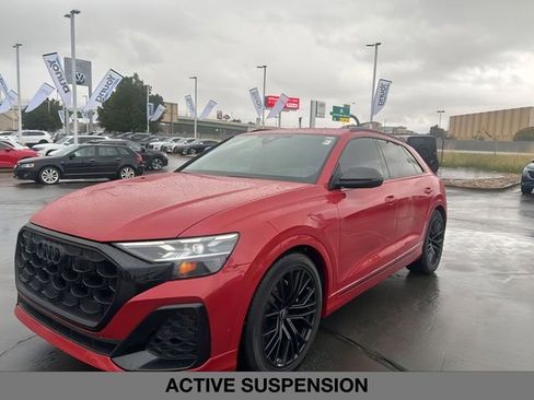 Used 2024 Audi SQ8 Prestige AWD/4WD image 9