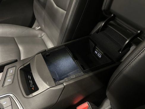 Used 2023 Cadillac XT6 Premium Luxury image 31