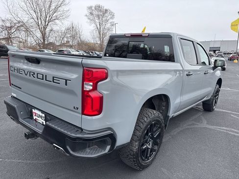 Used 2024 Chevrolet Silverado 1500 LT Trail Boss w/ Convenience Package II AWD/4WD image 6