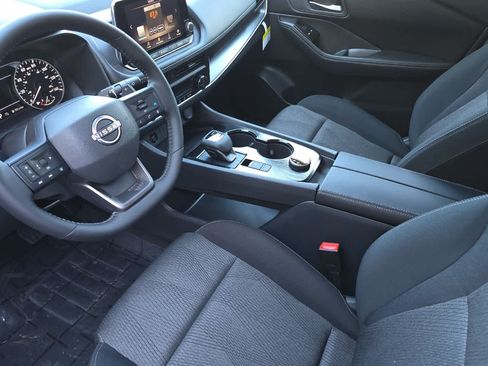 New 2026 Nissan Rogue SV AWD/4WD image 11