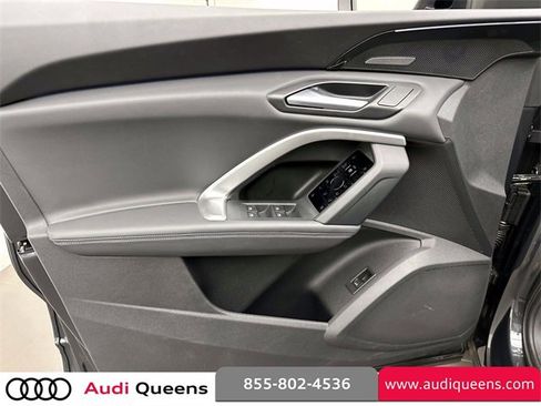 New 2025 Audi Q5 2.0T Premium Plus w/ Premium Plus image 16