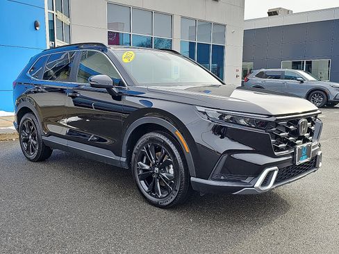 Used 2023 Honda CR-V Sport Touring image 3