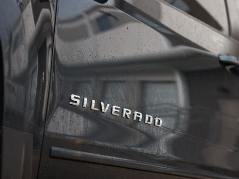 Used 2019 Chevrolet Silverado 1500 LT w/ All Star Edition AWD/4WD image 42