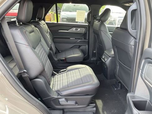 New 2026 Ford Explorer ST-Line AWD/4WD image 22