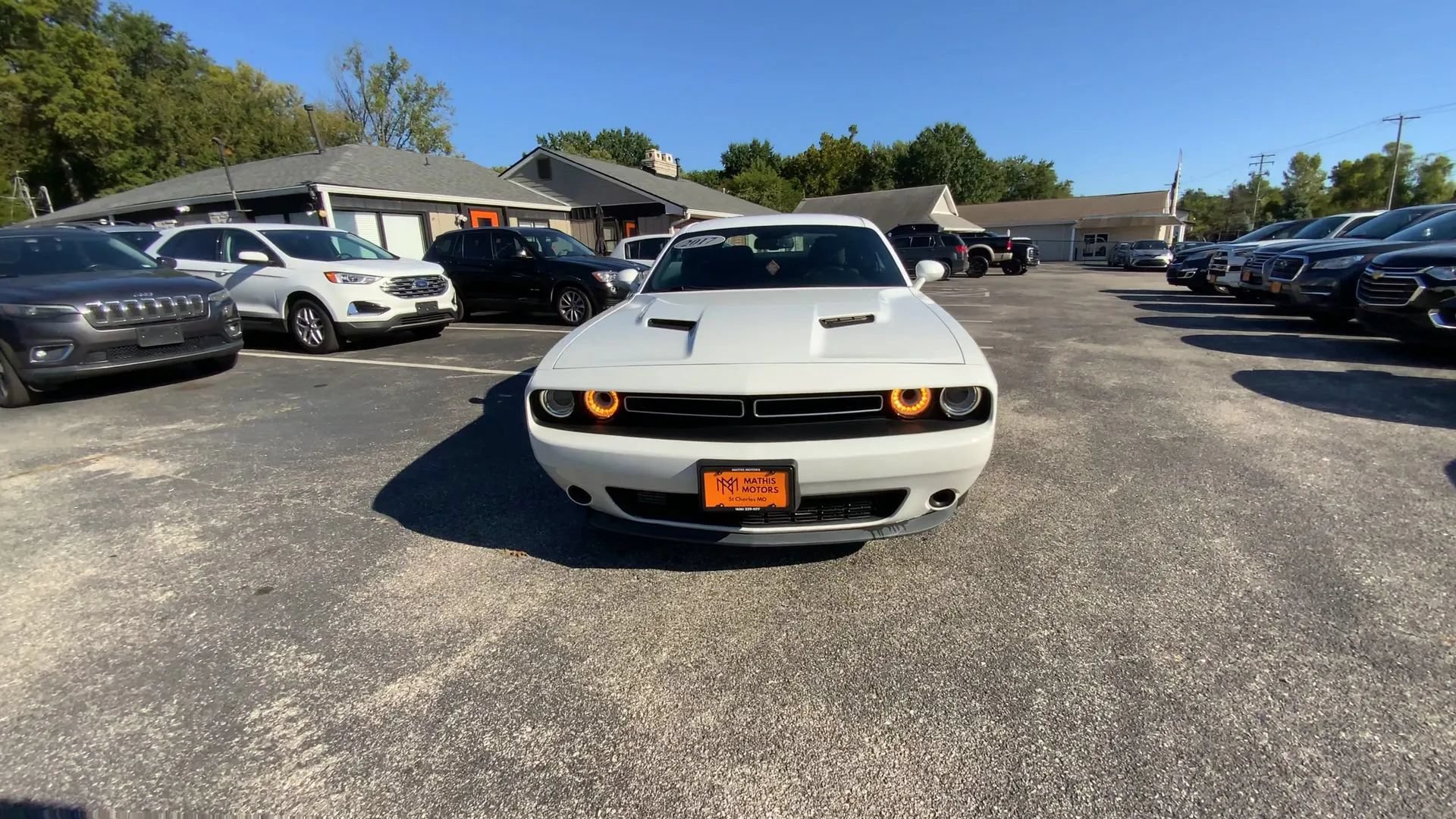 Used 2017 Dodge Challenger SXT RWD image 3