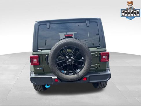 Used 2023 Jeep Wrangler Unlimited Sahara w/ Cold Weather Group AWD/4WD image 4
