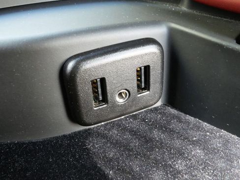 Used 2016 Chevrolet Corvette Z06 w/ 3LZ Preferred Equipment Group RWD image 31