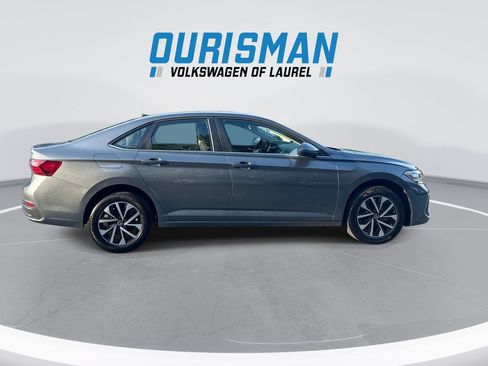 Used 2024 Volkswagen Jetta S FWD image 9