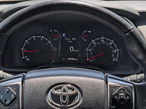 Certified 2024 Toyota 4Runner SR5 Premium AWD/4WD image 20