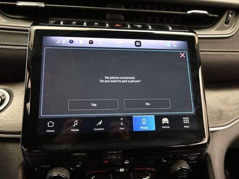 Used 2021 Jeep Grand Cherokee L Limited w/ MOPAR Finishing Package image 30