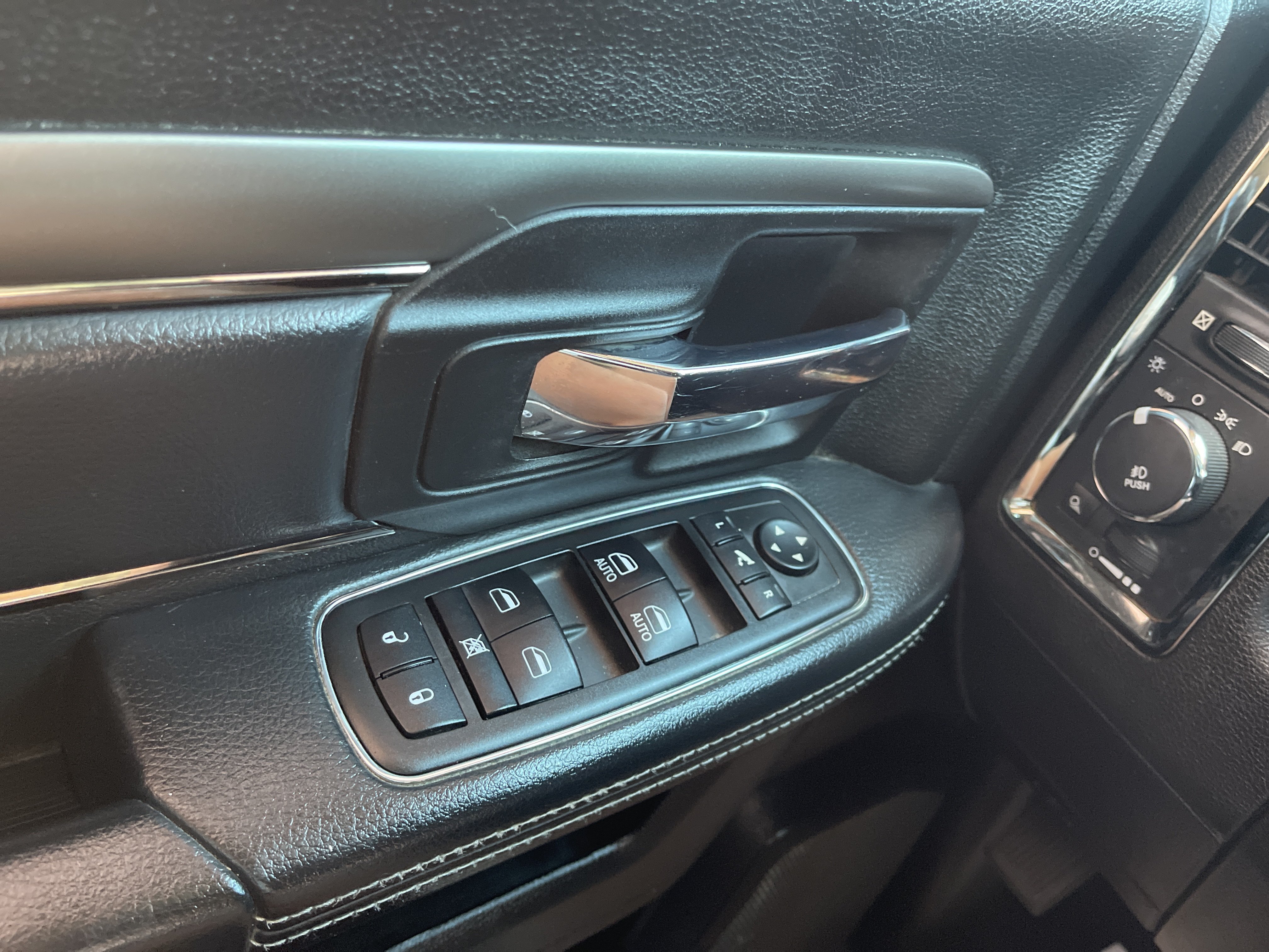 Used 2014 RAM 1500 Sport w/ Remote Start & Security Group AWD/4WD image 21