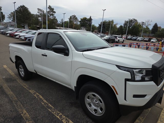 Used 2024 Nissan Frontier S AWD/4WD image 3