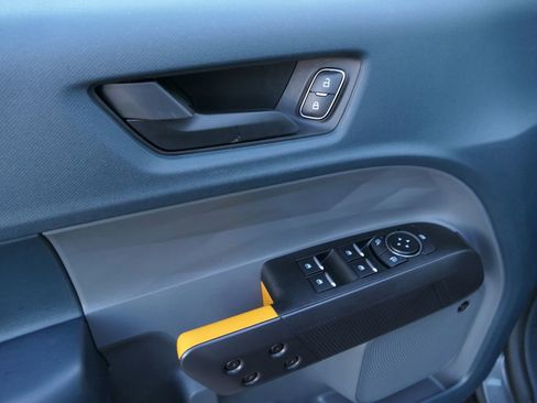 Used 2025 Ford Maverick Tremor image 15